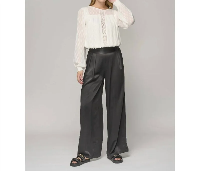 women's cool pantsOana Trousers In Black