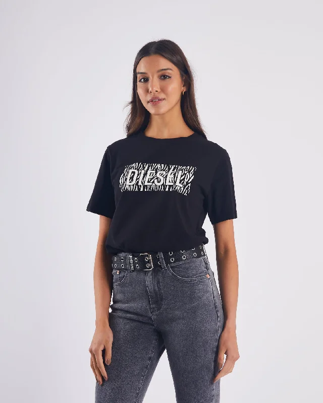 chic women's tops for everyday wearJezebel T-Shirt Black